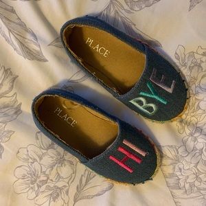 Children’s Place toddler shoe - Size 7